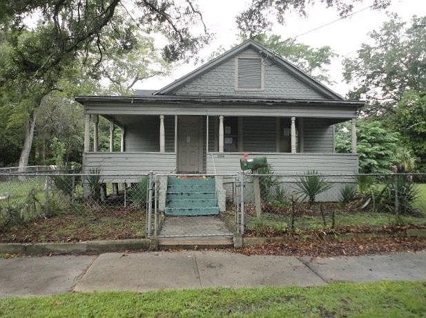2nd image of 2126 Evergreen Ave