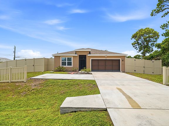 2nd image of 1572 SW Paar Drive