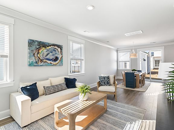 4th image of 186 Castle Hill Rd