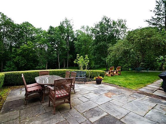 5th image of 110 Old Stonefield Way