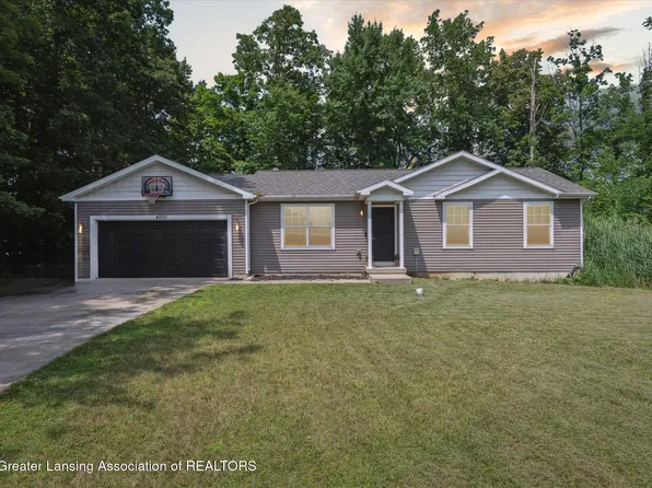4930 Campers Trl, Perrinton, MI 48871