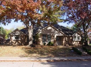 521 Palo Duro Cir, Desoto, TX 75115