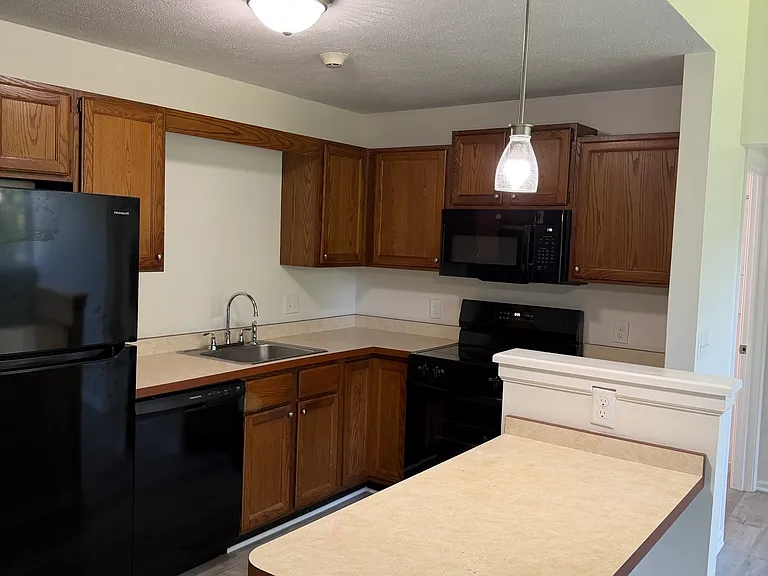 540 Main St #109 — Photo 8