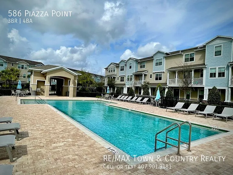 586 Piazza Point — Photo 5
