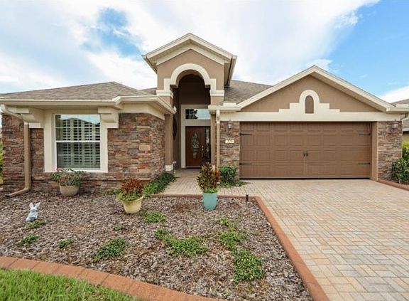 2nd image of 520 Vista Sol Dr