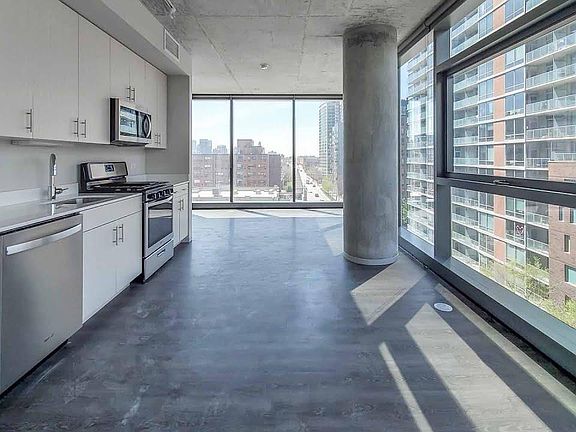 2nd image of 711 S Clark St #1408