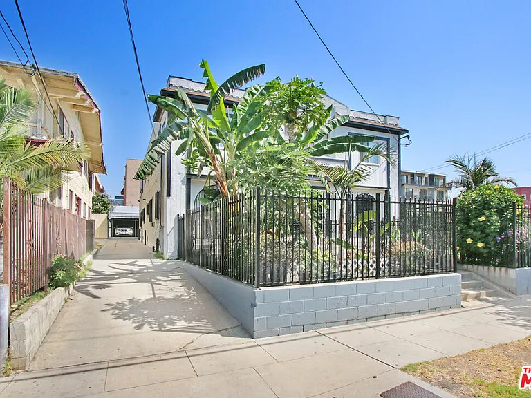 2625 San Marino St — Photo 16