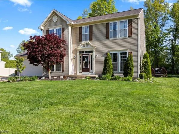 5297 Garfield Blvd, Sheffield Village, OH 44054