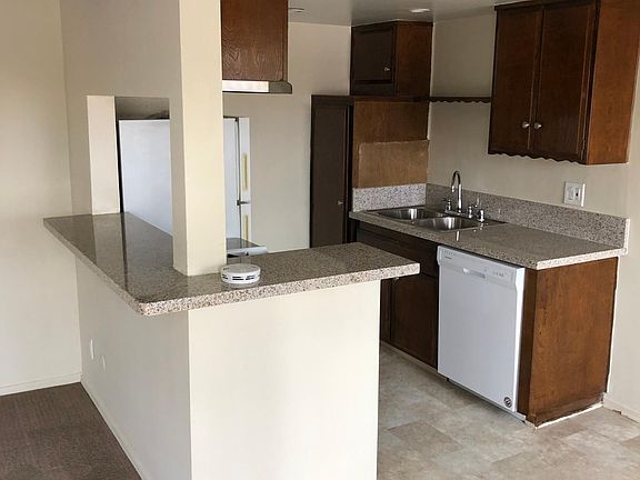 3rd image of 5339 Rosemead Blvd APT 29