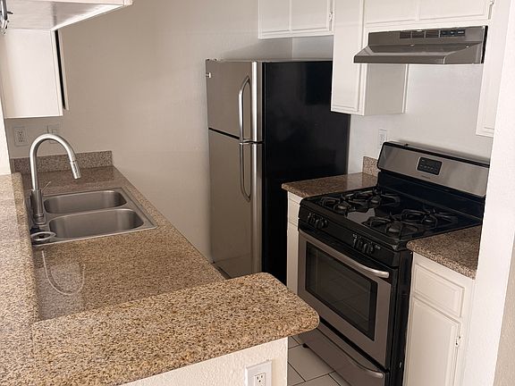3rd image of 5224 Kester Ave APT 9