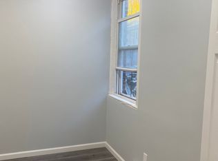 6443 N Broad St, Philadelphia, PA 19126