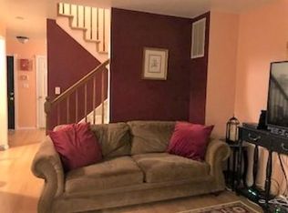 38 Oak Knoll Dr, Matawan, NJ 07747
