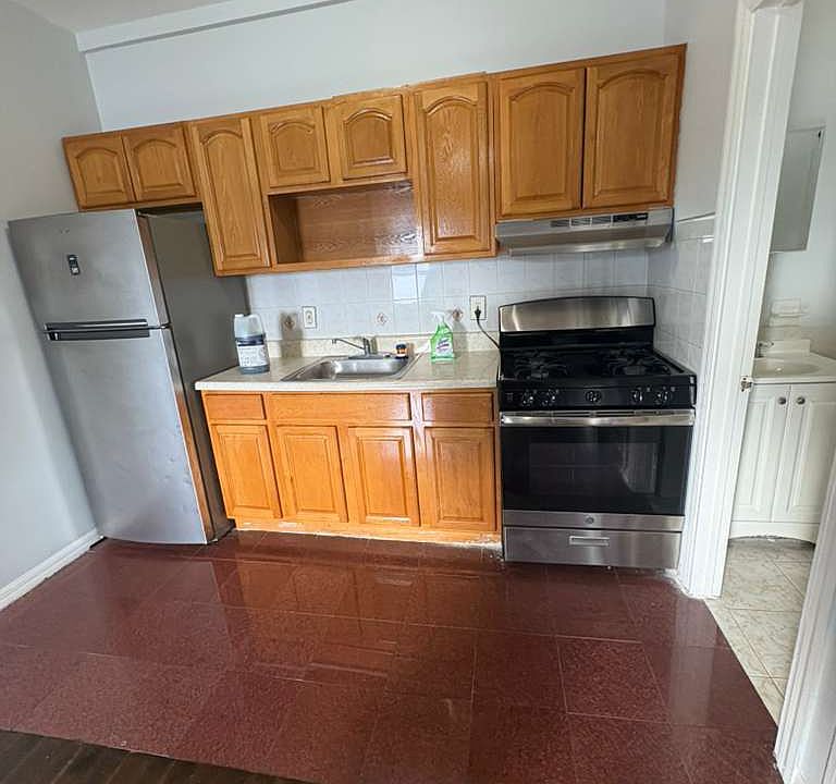 1st image of 607-609 Orange St #4