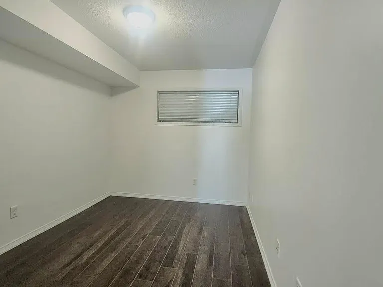 35 Hays Blvd #6 — Photo 9