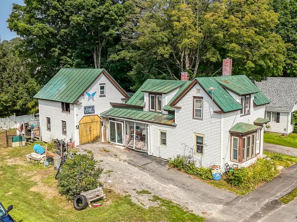 15 Poplar Street, Skowhegan, ME 04976