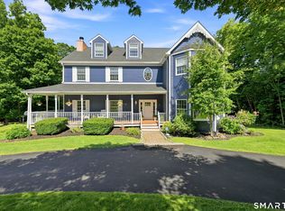 151 Meadows End Rd, Monroe, CT 06468