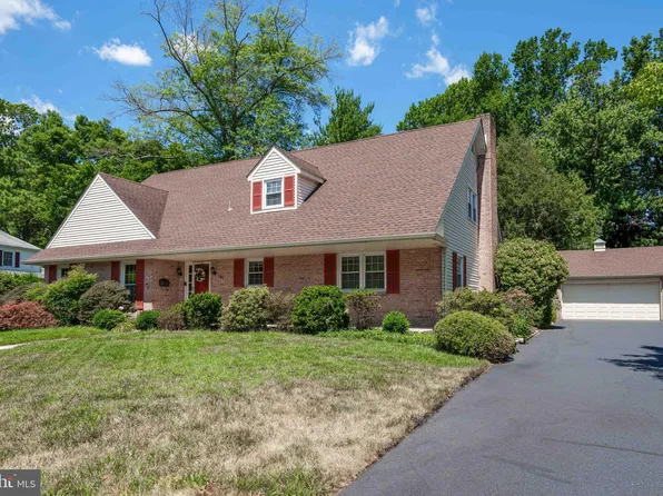 181 Crescent Dr, Dover, DE 19904