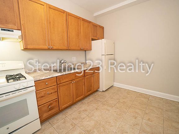 2nd image of 4544 42nd St APT 1