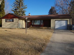 3834 W Hemlock St, Milwaukee, WI 53209