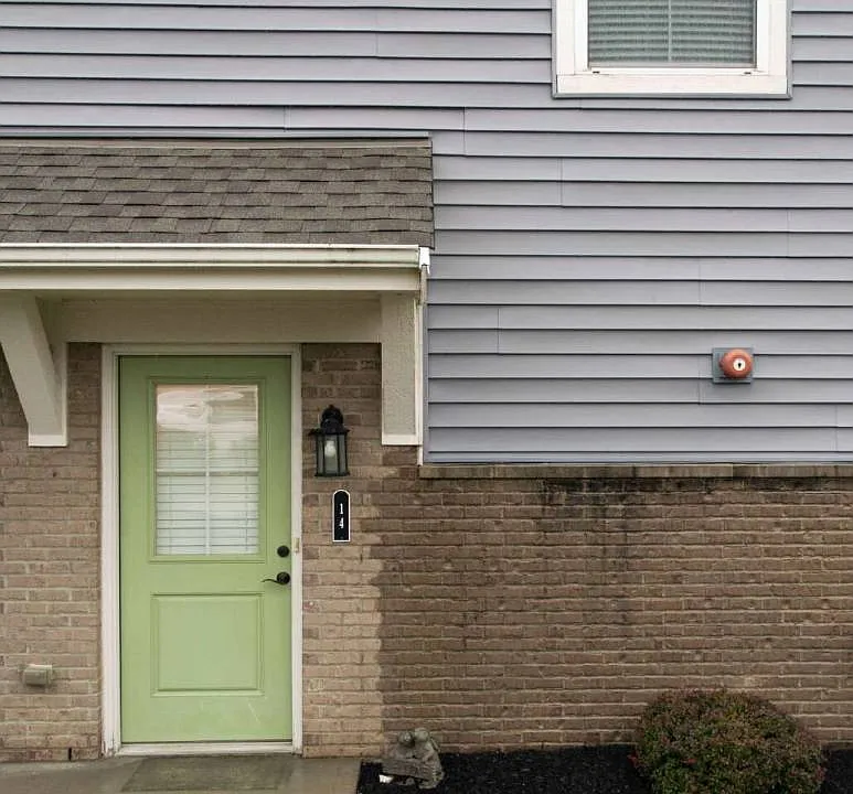 14 Waterhaven Way