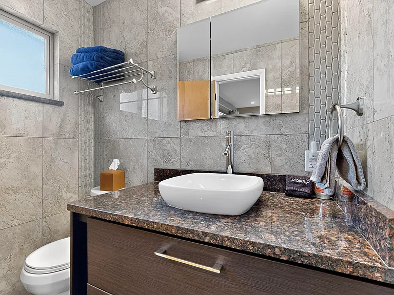 4715 Marquette Ave NE — Photo 24