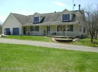 19131 Mason St, Cassopolis, MI 49031