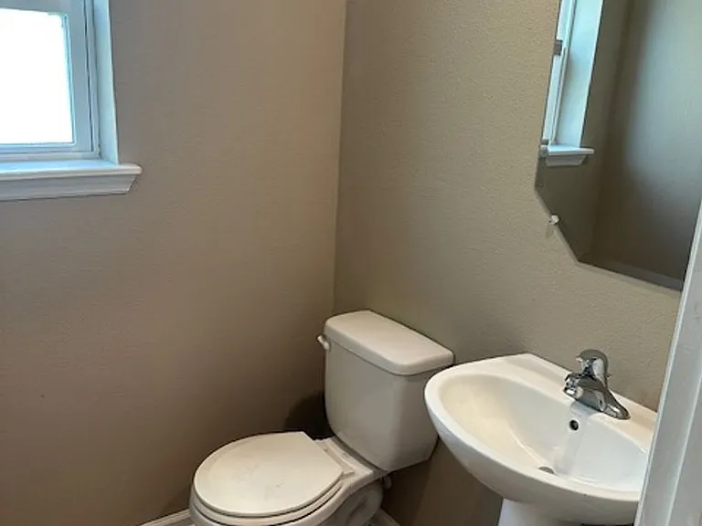 9670 Freefall Rd — Photo 12