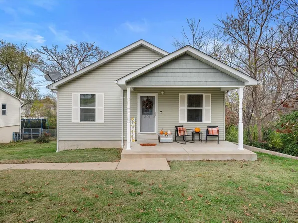 201 Vondera Ave, Union, MO 63084