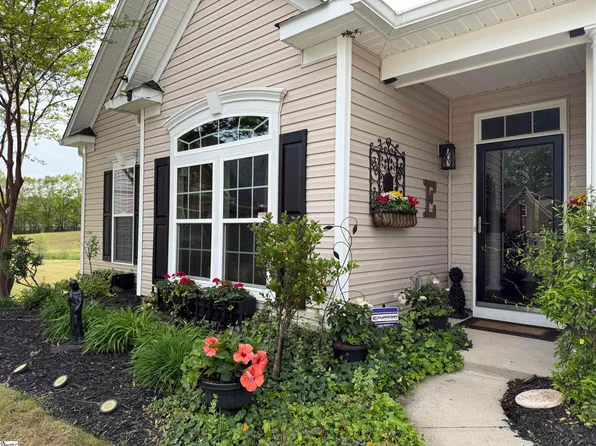 10 Kersey Gale Ct, Simpsonville, SC 29681