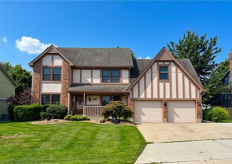 1st image of 5722 Richards Cir