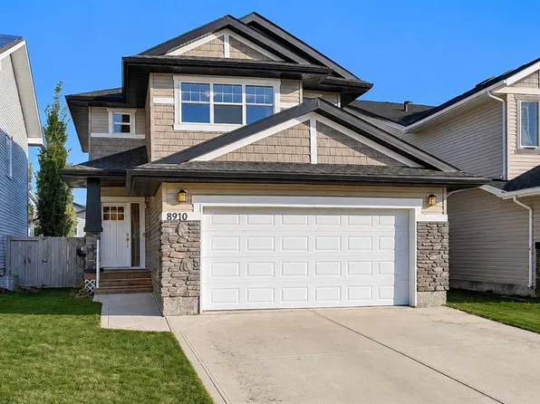 8910 S 94th Ave, Grande Prairie, AB T8X 0M3