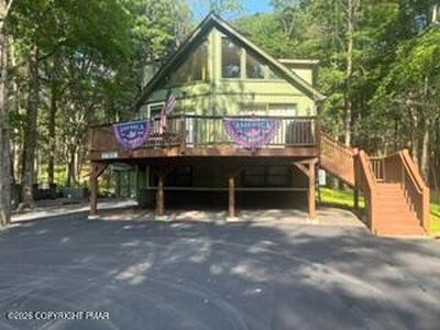 176 Mountain View Dr, Pocono Lake, PA, 18347