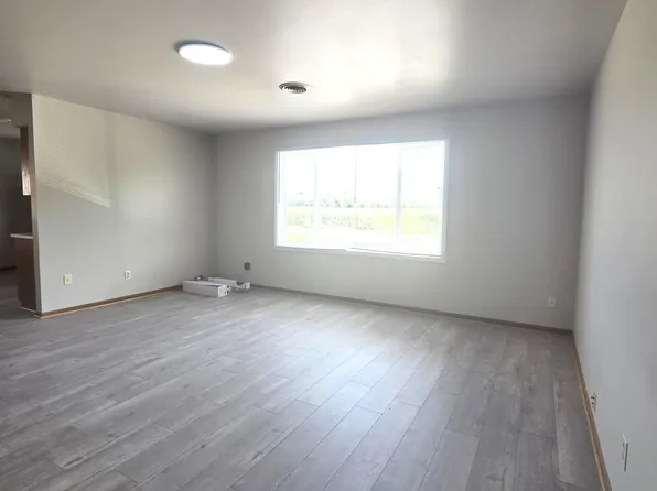 3937 E 2603rd Rd APT 2A, Sheridan, IL 60551