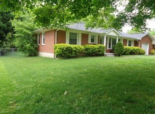 606 3rd St, Lawrenceburg, TN 38464