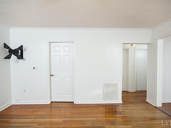 4th image of 952 Lindsay St