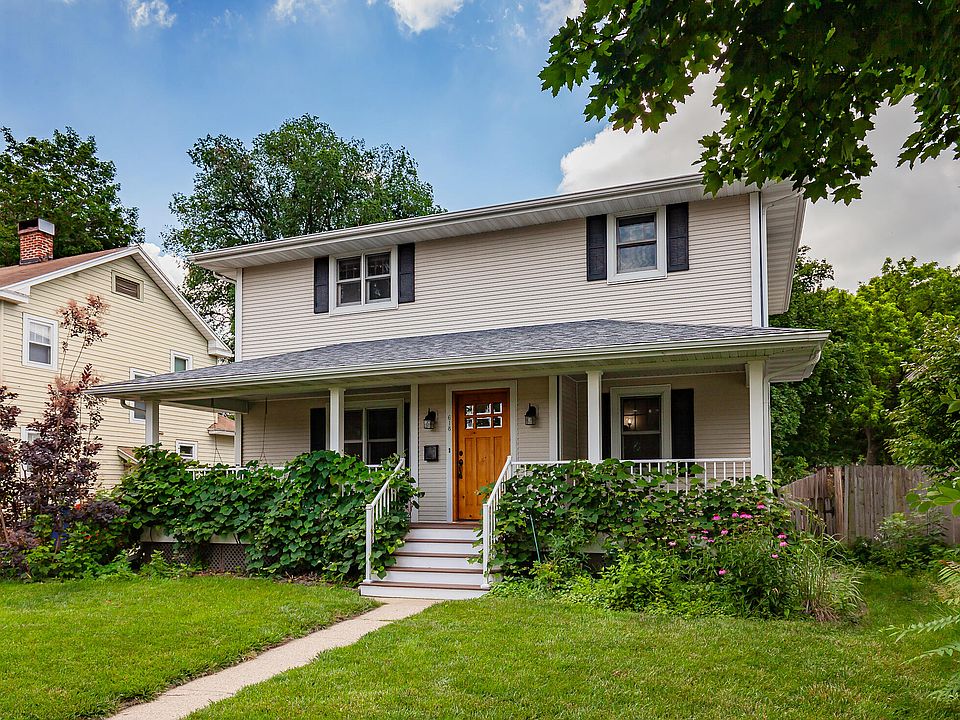 1st image of 618 9th St