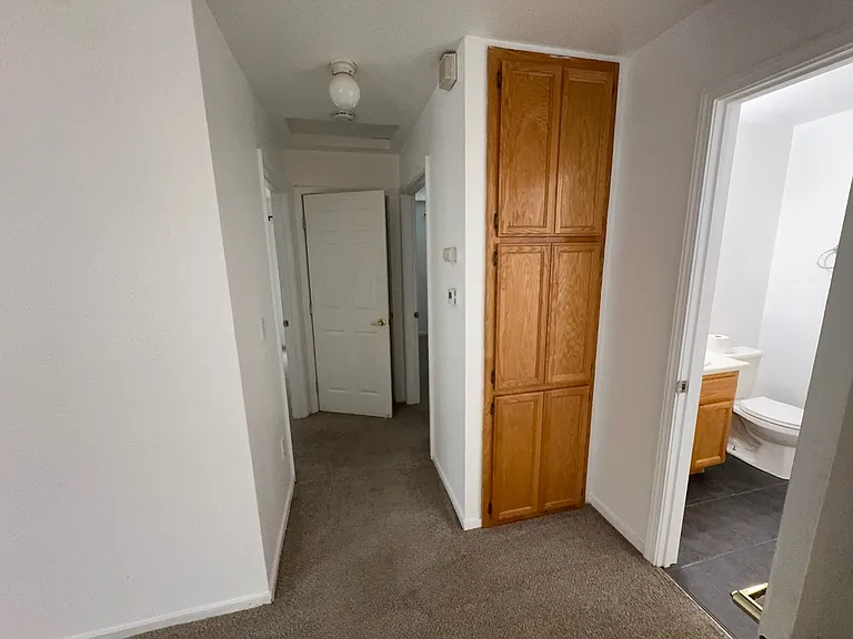 615 Andrew St — Photo 6