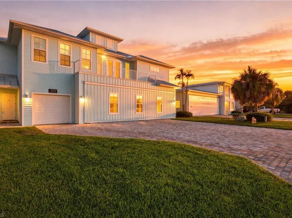 3967 Skyway DR, NAPLES, FL 34112
