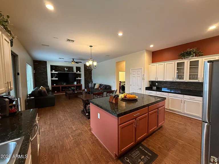 2245 W Clearview Trl — Photo 60