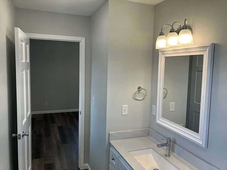 200 S Taylor Ave — Photo 11