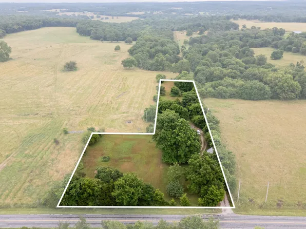 3736 Highway 83, Bolivar, MO 65613