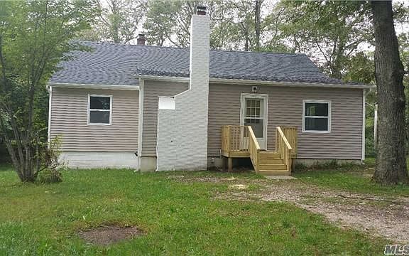 2nd image of 101 Seymour Ln
