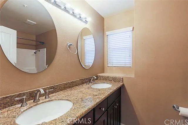 820 N Justin Pl — Photo 13