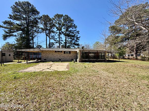 3rd image of 3725 Kay Dr