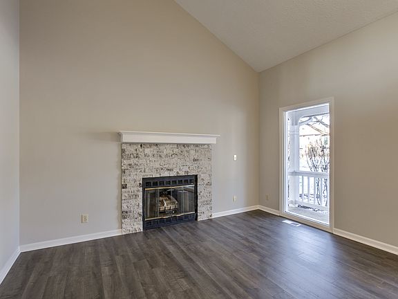 5th image of 13569 Chandler St