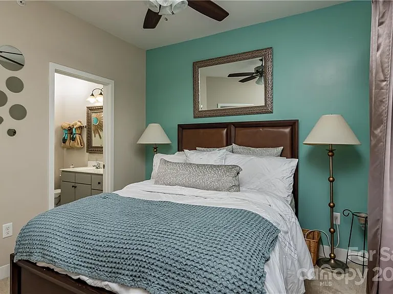 744 Seigle Point Dr — Photo 19
