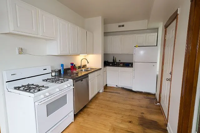 2023 W Thomas St #3 — Photo 2