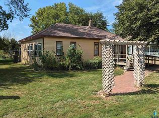 31383 Meckling Rd, Meckling, SD 57069