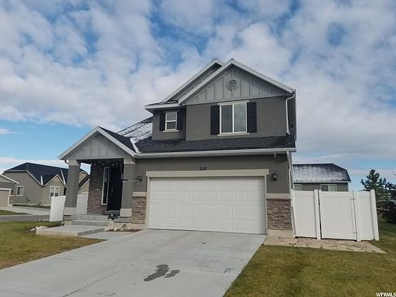 2nd image of 215 E Angell Way
