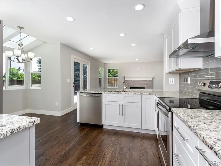 2505 Spring Hill Ct — Photo 4